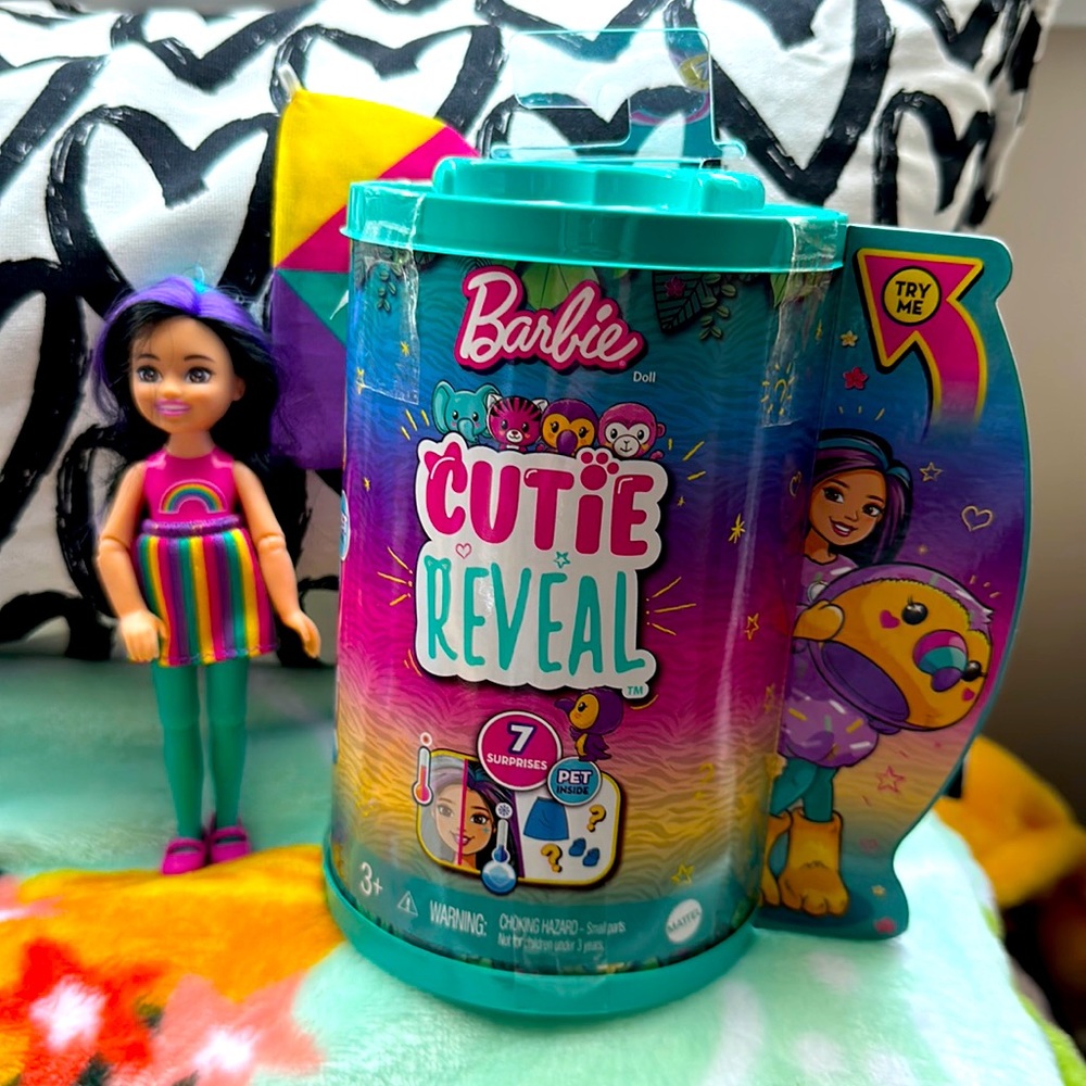Barbie cutie reveal doll & clothes set only As is. New without pet. Mattel set